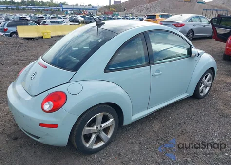 2010 Volkswagen New Beetle 2.5L Final Edition from USA, damaged, VIN 3VWRG3AG6AM027523